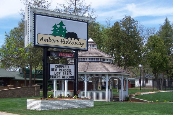 Amber’s Inn & Suites